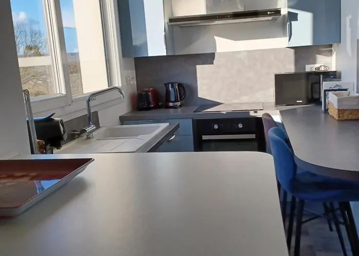 Victorine Avenue De Champagne