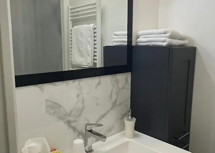 Victorine Avenue De Champagne * Épernay